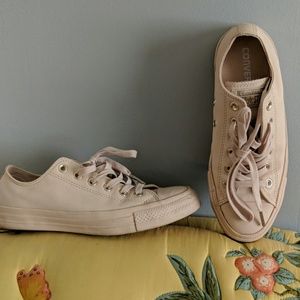 Blush pink/tan leather converse size 8